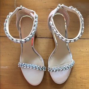 Badgley Mischka bridal shoes